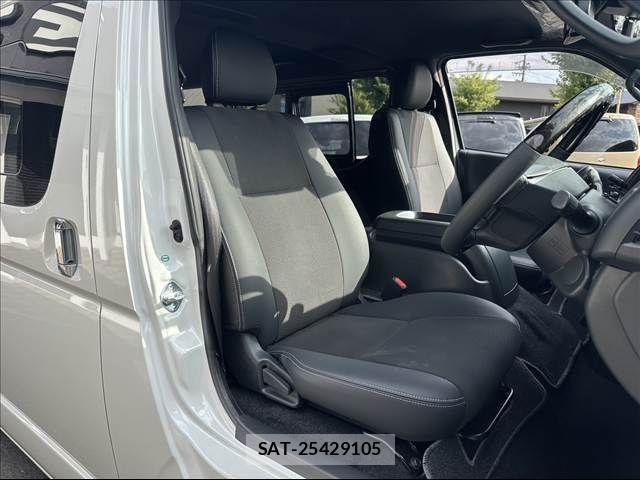 Toyota REGIUSACE VAN 2019-04 7060437-6