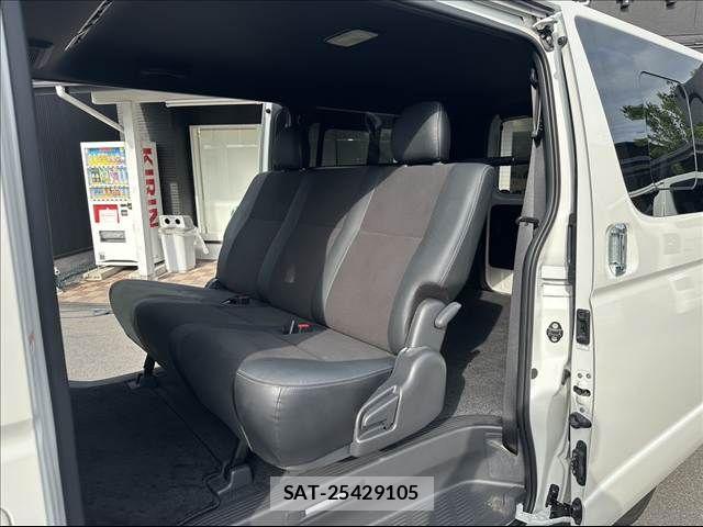 Toyota REGIUSACE VAN 2019-04 7060437-7