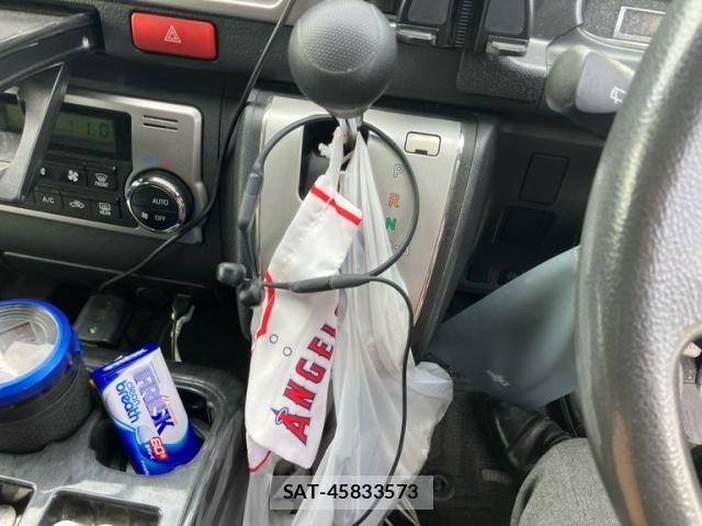 Toyota REGIUSACE VAN 2014-09 7224183-22