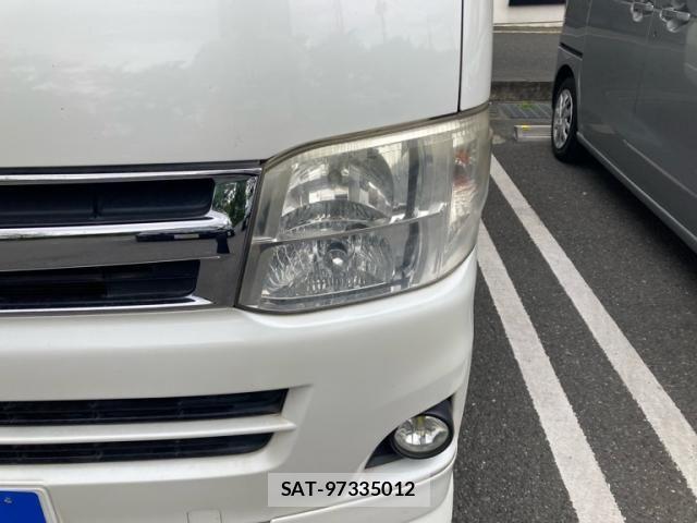 Toyota REGIUSACE VAN 2013-07 7224184-1