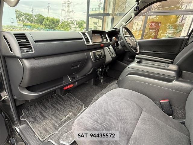 Toyota REGIUSACE VAN 2014-02 7224179-17