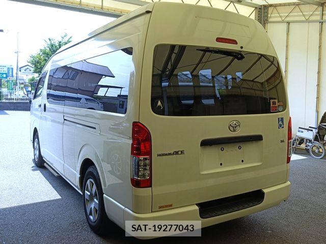 Toyota REGIUSACE VAN 2020-04 7224185-2