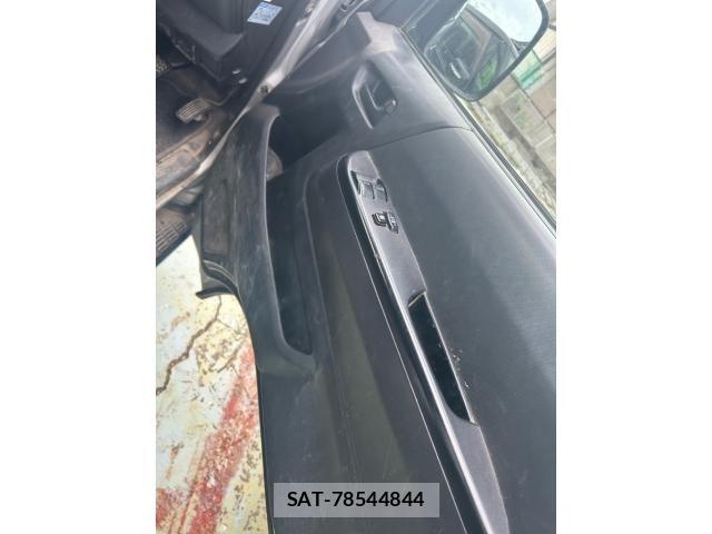 Toyota REGIUSACE VAN 2006-07 7224180-12