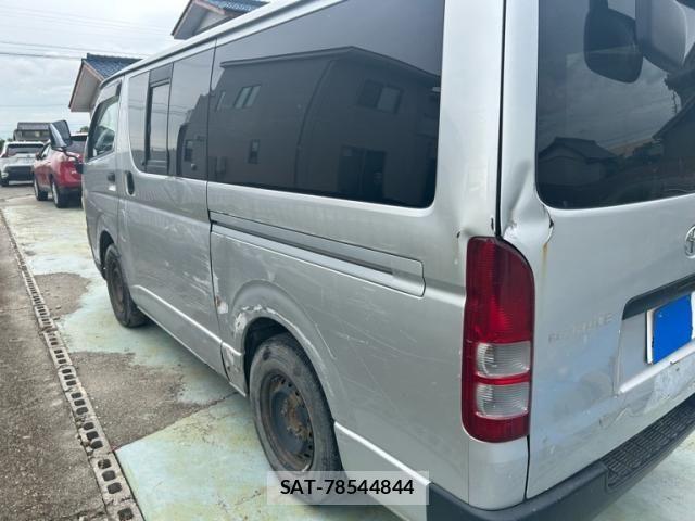 Toyota REGIUSACE VAN 2006-07 7224180-3