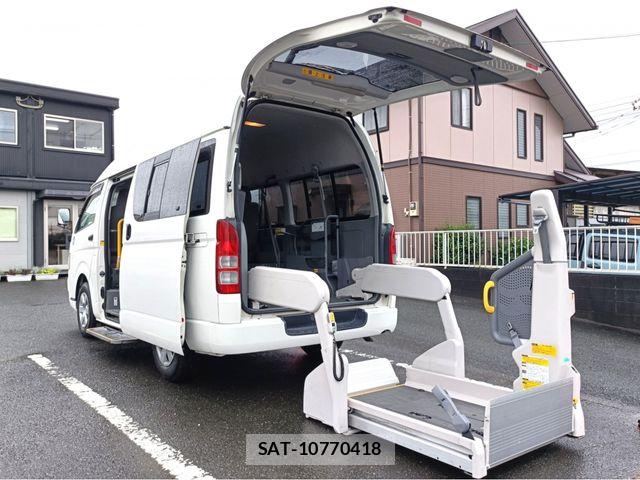 Toyota REGIUSACE VAN 2010-04 7250368-1