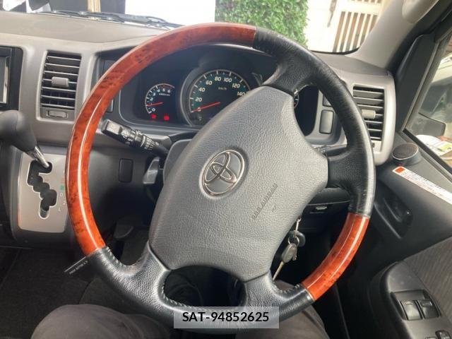Toyota REGIUSACE VAN 2012-11 7272816-13