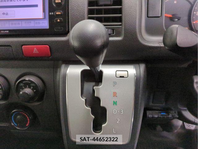 Toyota REGIUSACE VAN 2015-12 7329701-11