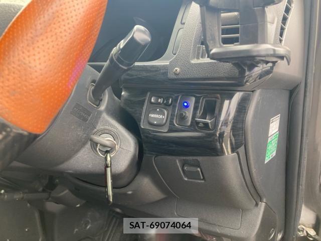 Toyota REGIUSACE VAN 2013-09 7359580-18