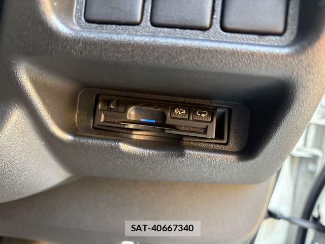 Toyota REGIUSACE VAN 2015-07 7359581-19