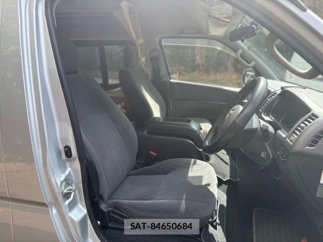 Toyota REGIUSACE VAN 2012-10 7359578-9