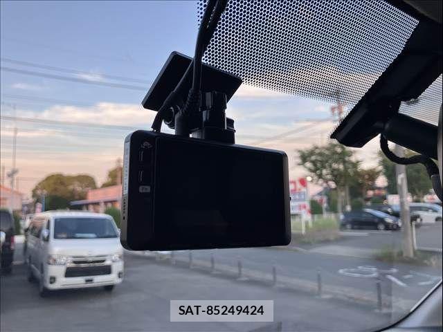 Toyota REGIUSACE VAN 2015-04 7393855-18