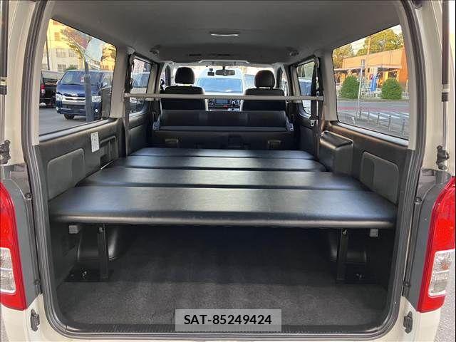 Toyota REGIUSACE VAN 2015-04 7393855-19