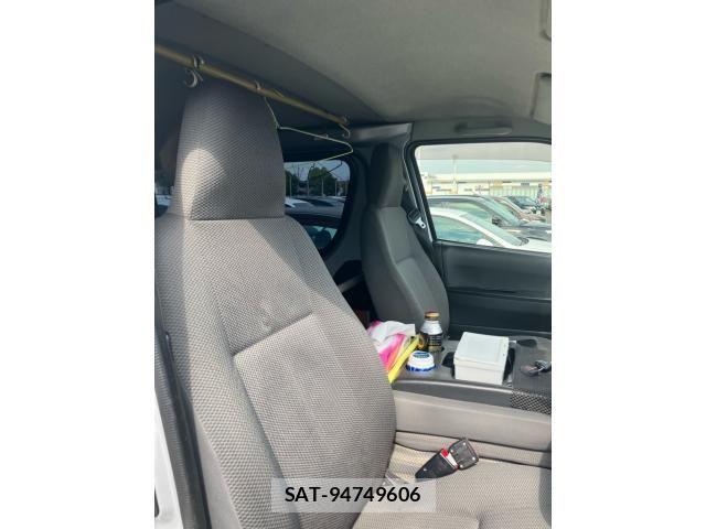 Toyota REGIUSACE VAN 2014-02 7457277-8