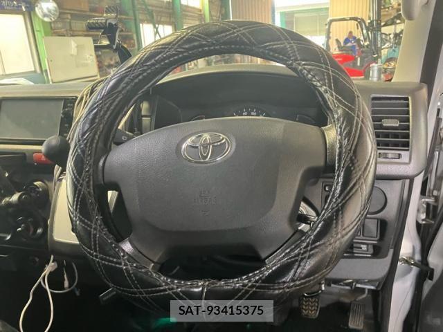 Toyota REGIUSACE VAN 2016-06 7502579-12
