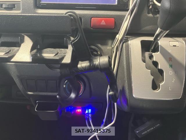 Toyota REGIUSACE VAN 2016-06 7502579-17
