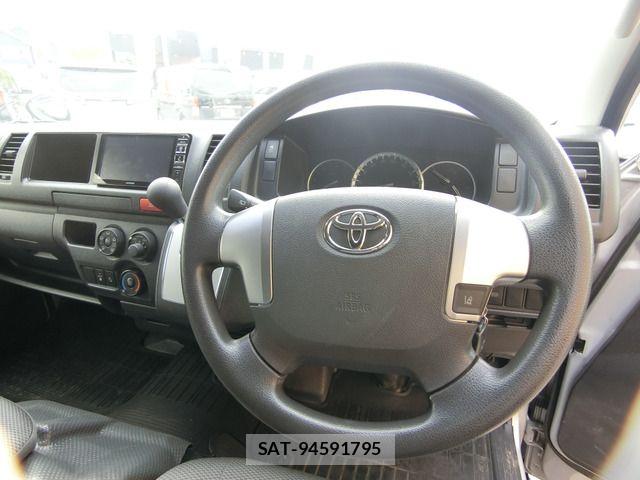 Toyota REGIUSACE VAN 2019-01 7619539-13