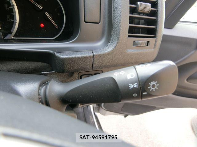 Toyota REGIUSACE VAN 2019-01 7619539-17