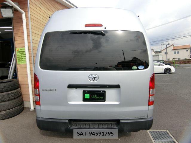 Toyota REGIUSACE VAN 2019-01 7619539-1