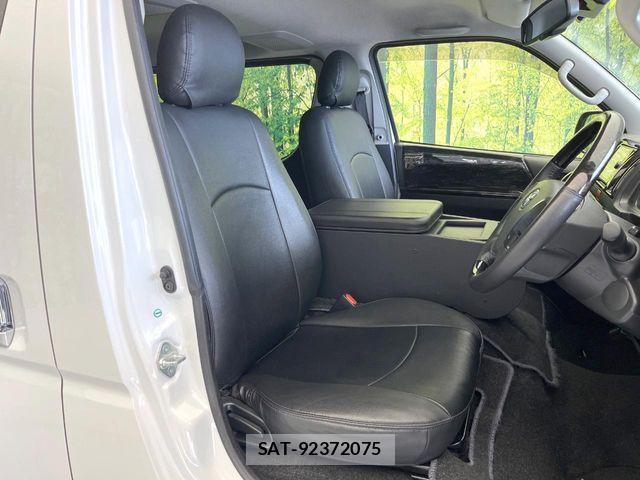 Toyota REGIUSACE VAN 2018-01 7727853-7