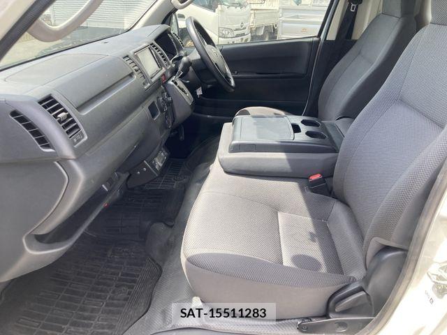 Toyota REGIUSACE VAN 2019-08 7727855-3