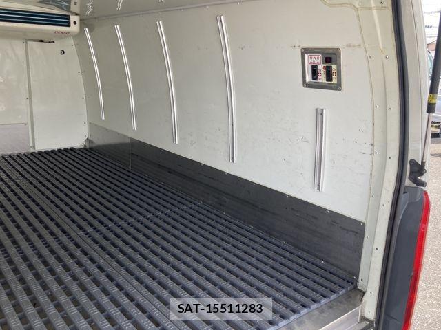 Toyota REGIUSACE VAN 2019-08 7727855-7