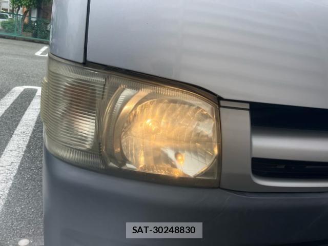 Toyota REGIUSACE VAN 2006-09 7727854-19