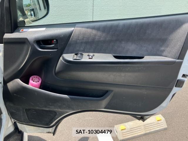 Toyota REGIUSACE VAN 2011-11 7879143-12