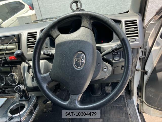 Toyota REGIUSACE VAN 2011-11 7879143-16