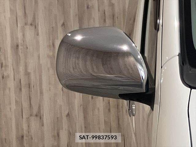 Toyota REGIUSACE VAN 2011-06 7963558-22