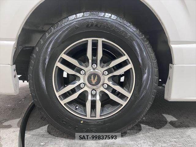 Toyota REGIUSACE VAN 2011-06 7963558-27