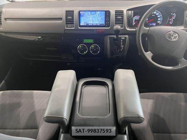 Toyota REGIUSACE VAN 2011-06 7963558-2