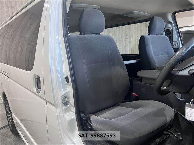 Toyota REGIUSACE VAN 2011-06 7963558-7