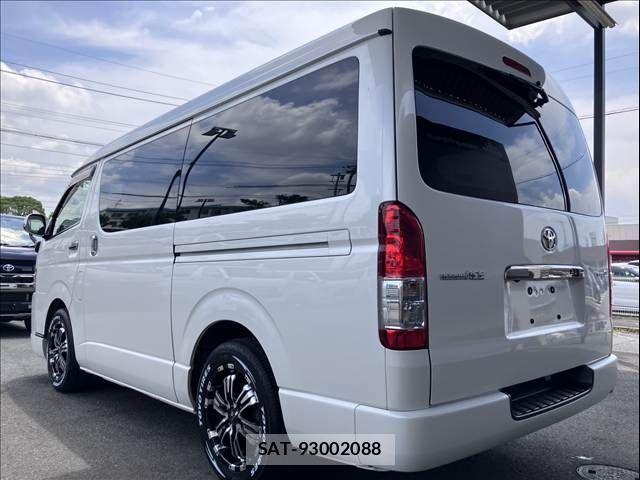 Toyota REGIUSACE VAN 2019-07 8037902-15