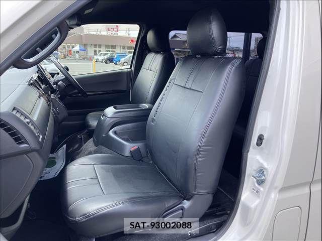 Toyota REGIUSACE VAN 2019-07 8037902-16