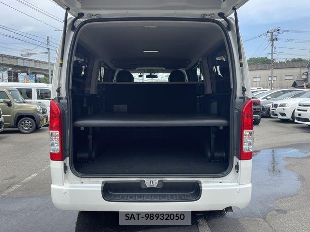 Toyota REGIUSACE VAN 2017-01 8075330-9