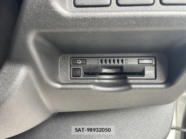 Toyota REGIUSACE VAN 2017-01 8075330-26