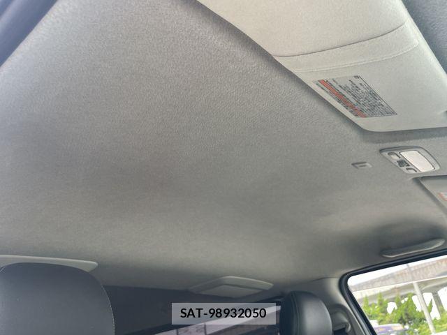 Toyota REGIUSACE VAN 2017-01 8075330-28