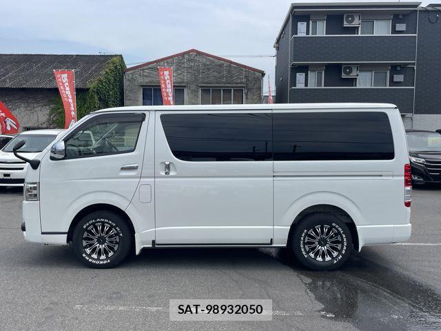 Toyota REGIUSACE VAN 2017-01 8075330-8
