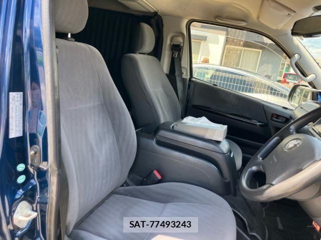 Toyota REGIUSACE VAN 2012-06 8075338-14