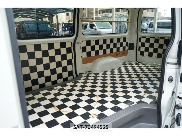 Toyota REGIUSACE VAN 2016-01 8101565-6