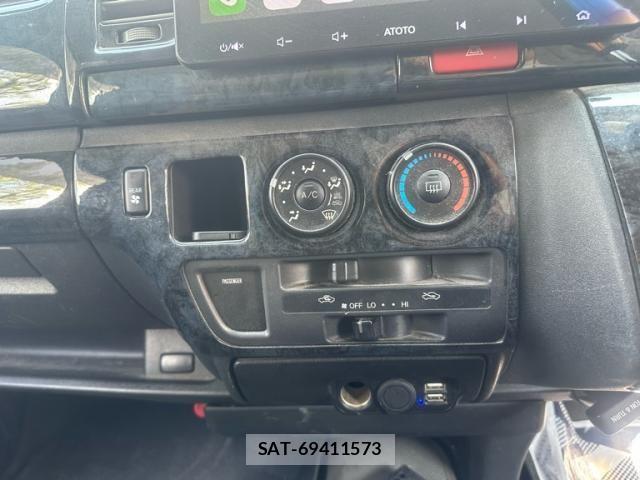 Toyota REGIUSACE VAN 2006-12 8101564-21