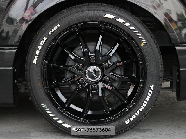 Toyota REGIUSACE VAN 2018-01 8132080-13