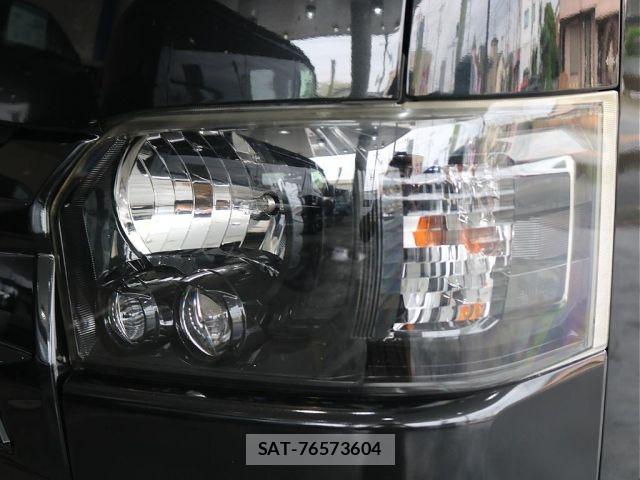Toyota REGIUSACE VAN 2018-01 8132080-15