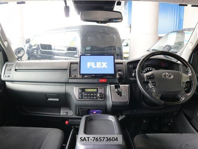 Toyota REGIUSACE VAN 2018-01 8132080-3
