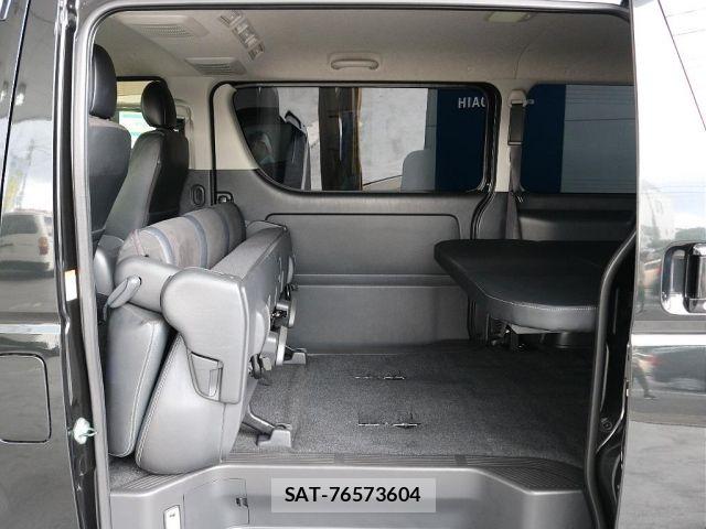 Toyota REGIUSACE VAN 2018-01 8132080-8