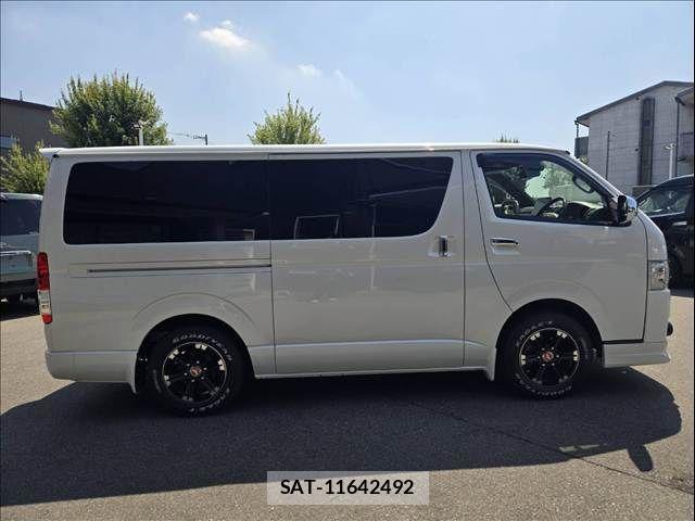 Toyota REGIUSACE VAN 2019-05 8209854-12