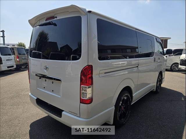 Toyota REGIUSACE VAN 2019-05 8209854-14