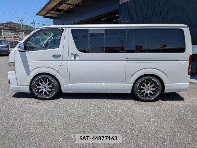 Toyota REGIUSACE VAN 2013-03 8209855-19