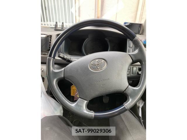 Toyota REGIUSACE VAN 2013-04 8231603-14