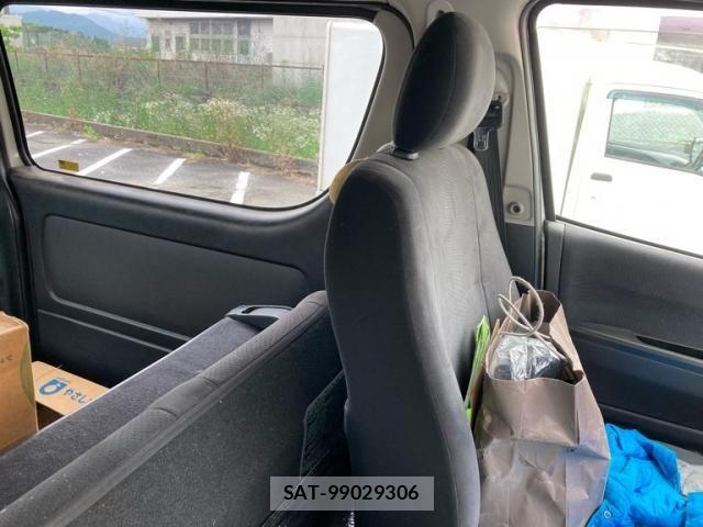 Toyota REGIUSACE VAN 2013-04 8231603-15